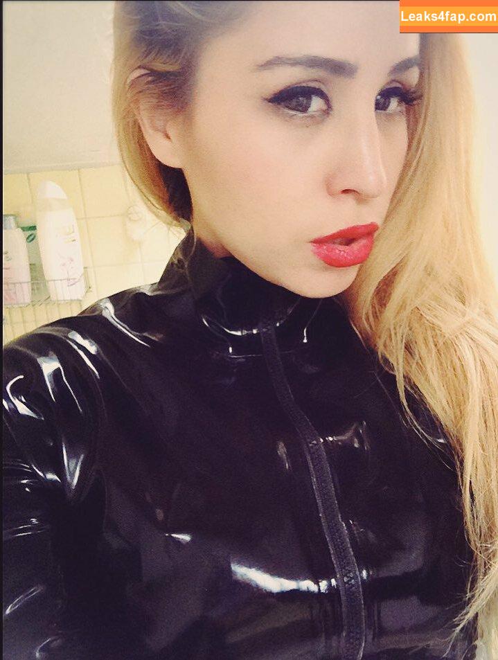 SophiaLarou / GoddessSophiaLarou (Domina / Lady Sophia Larou / Sophia Larou / officialsophialarou leaked photo photo #0016