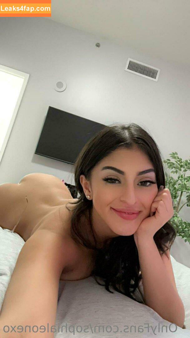 Sophialeonexo / Sophia Leone / sophialeonex / xosophialeone leaked photo photo #0046