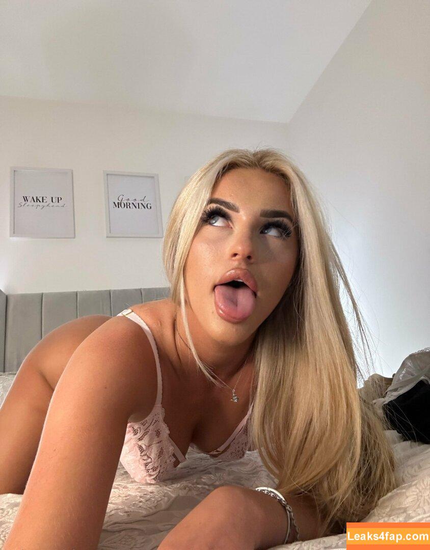 Sophie Aspin X /  leaked photo photo #0004