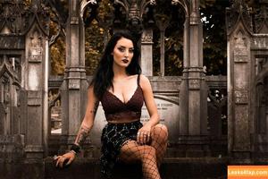 Sophie Aurelia Young photo #0009