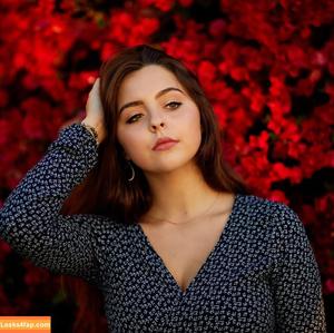 Sophie Glasser photo #0012