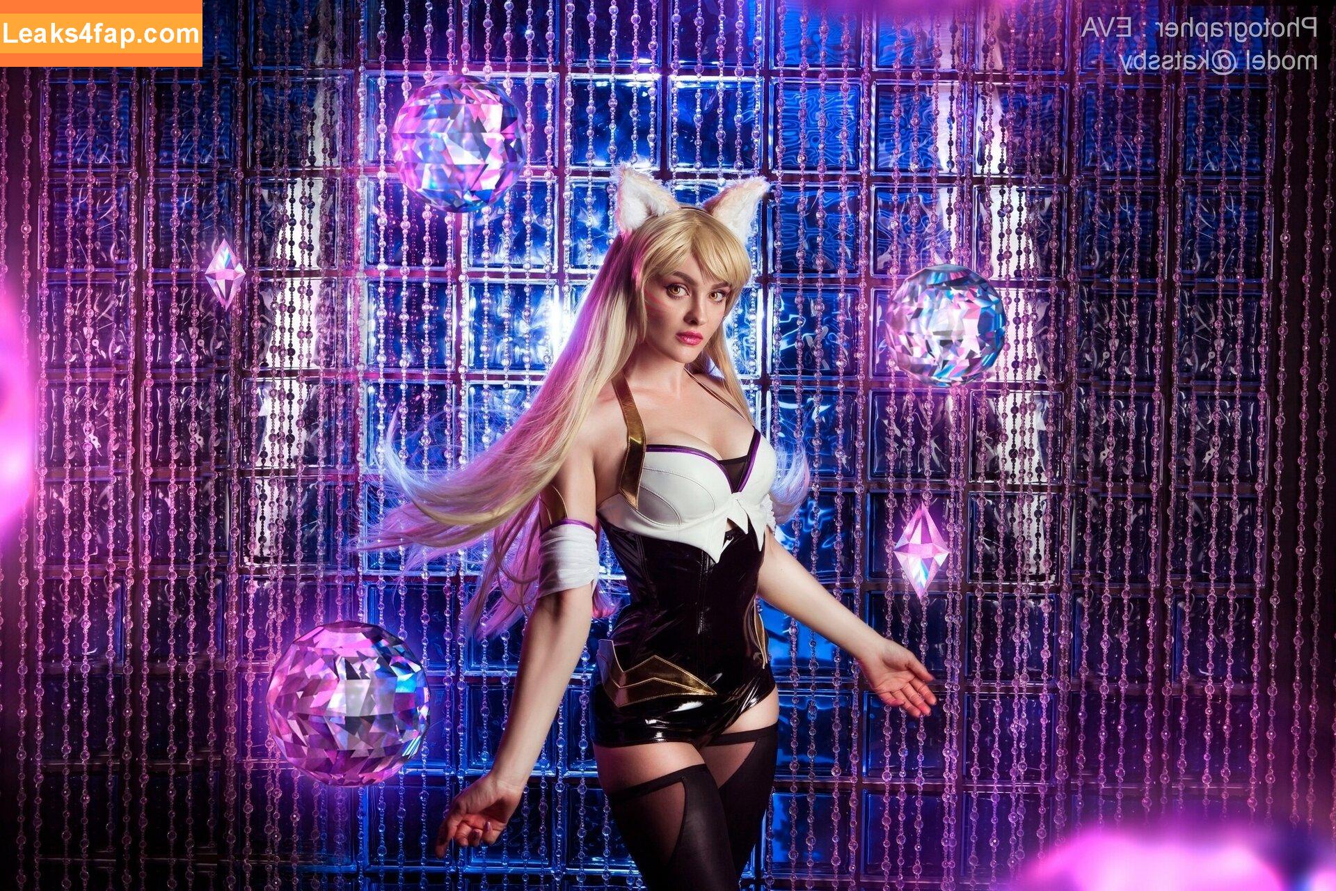 Sophie Katssby / KATSSBY слитое фото фото #0034