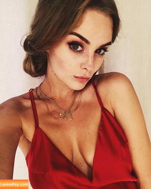 Sophie Katssby photo #0249