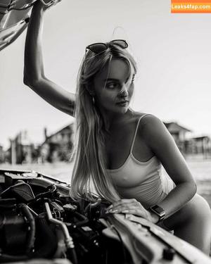 Sophie Katssby photo #0590