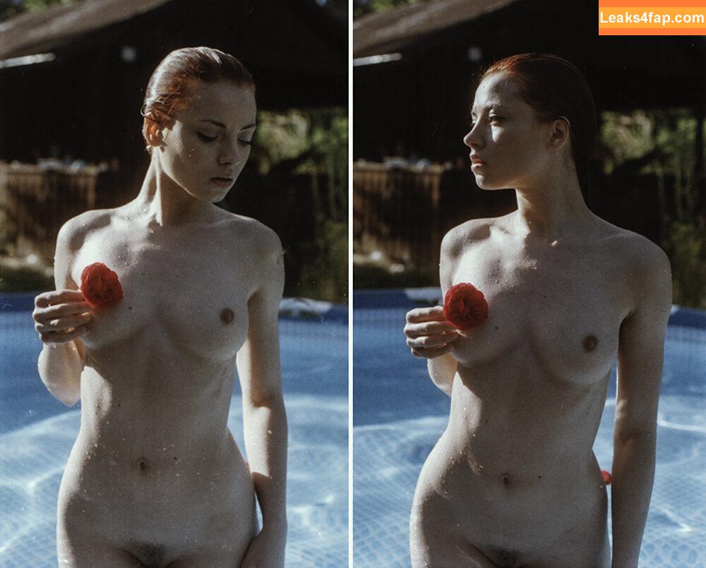 Sophie La Sage / sophie_la_sage / sophielasage_official leaked photo photo #0154