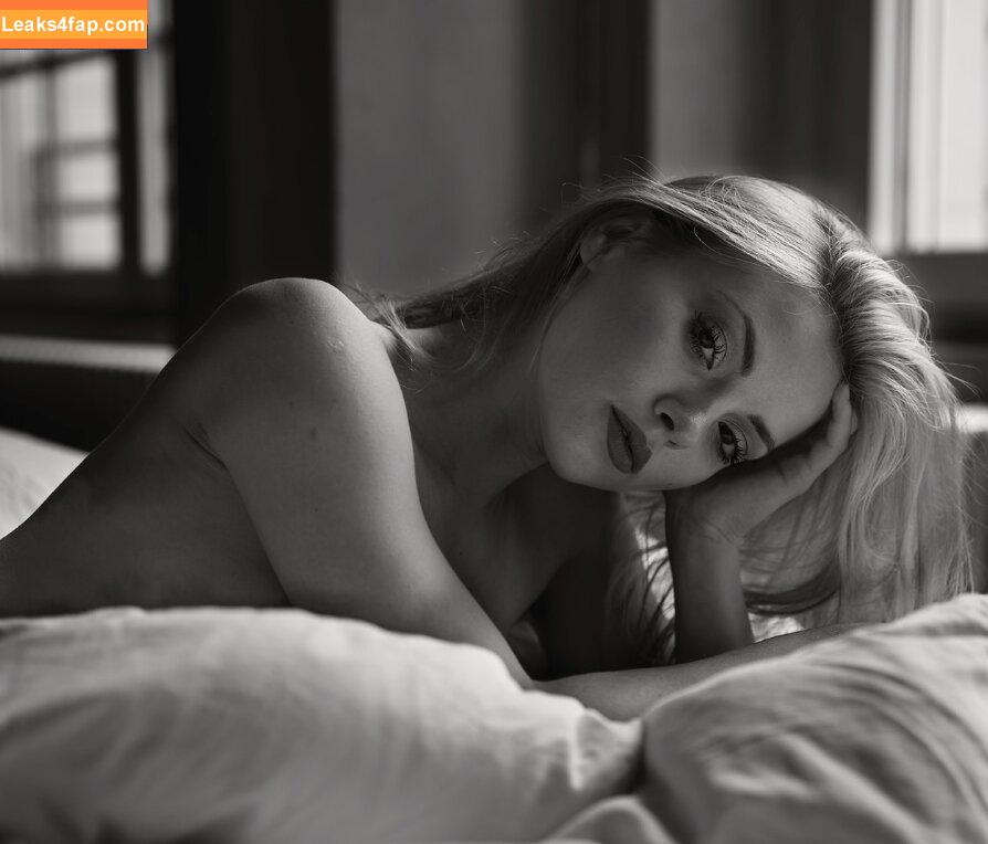 Sophie La Sage / sophie_la_sage / sophielasage_official leaked photo photo #0639