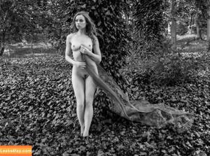 Sophie La Sage photo #0129