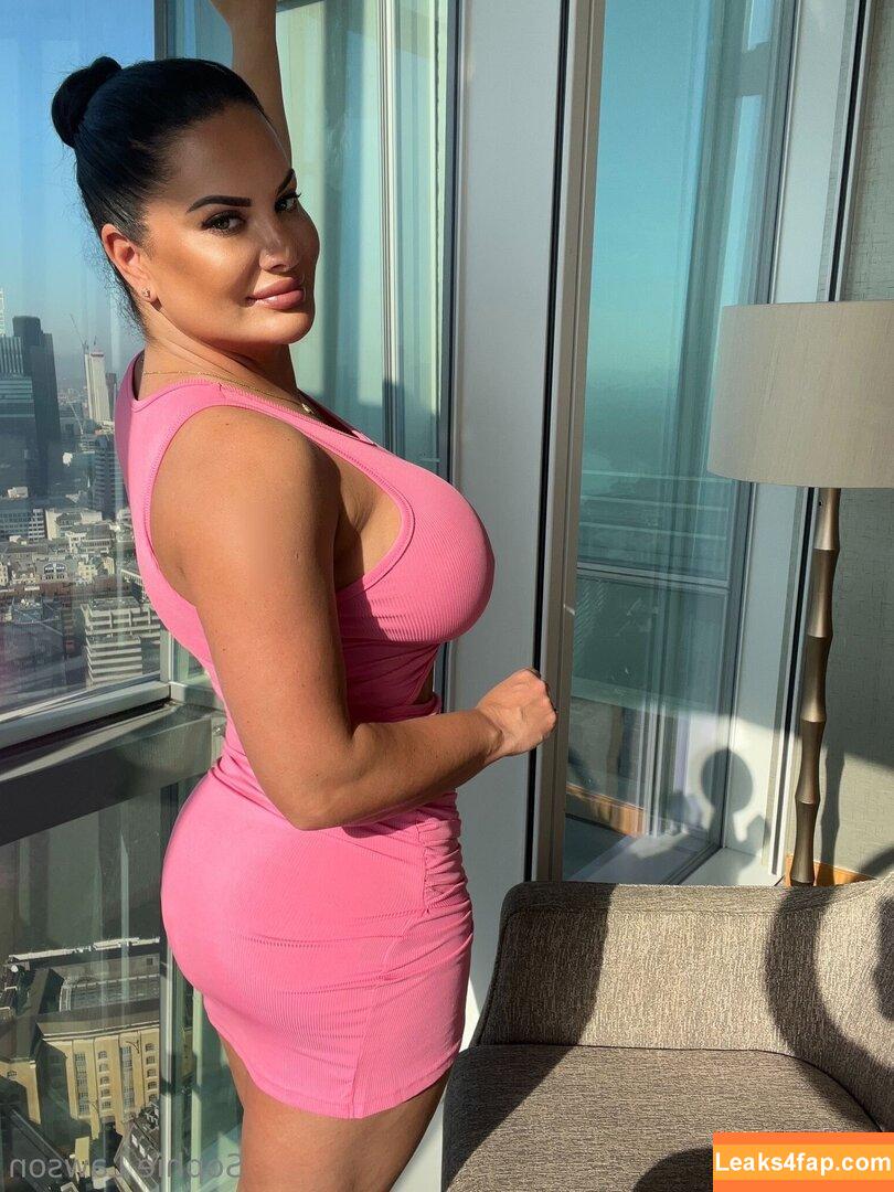 sophie_lawson_x /  leaked photo photo #0073