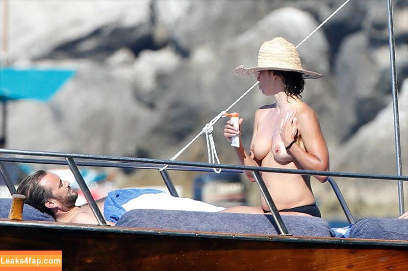 Sophie Marceau / sophiemarceau leaked photo photo #0002