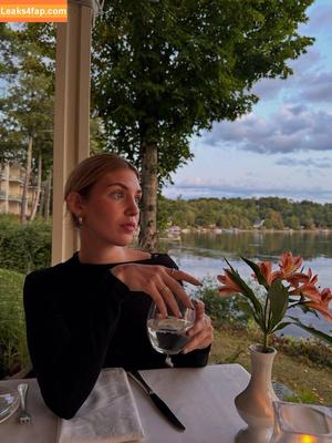Sophie Nelisse фото #0105