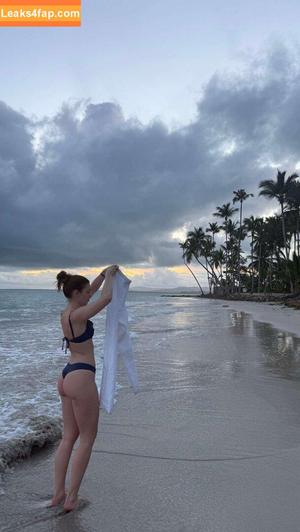 Sophie Nelisse фото #0108