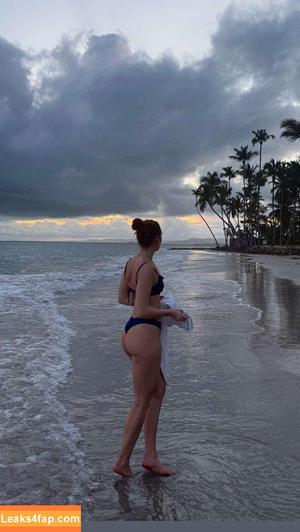 Sophie Nelisse фото #0115