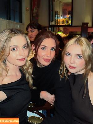 Sophie Nelisse photo #0125