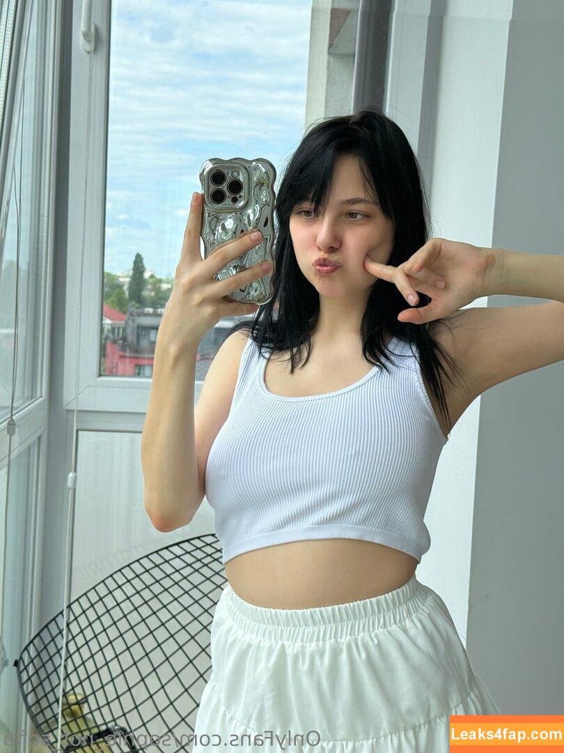 sophie_not_sofia /  leaked photo photo #0036