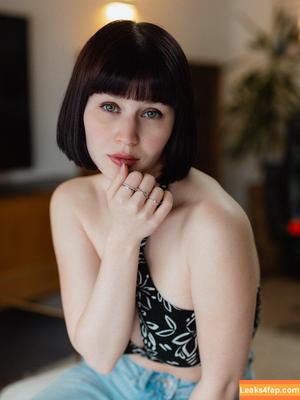 Sophie_nthr photo #0004