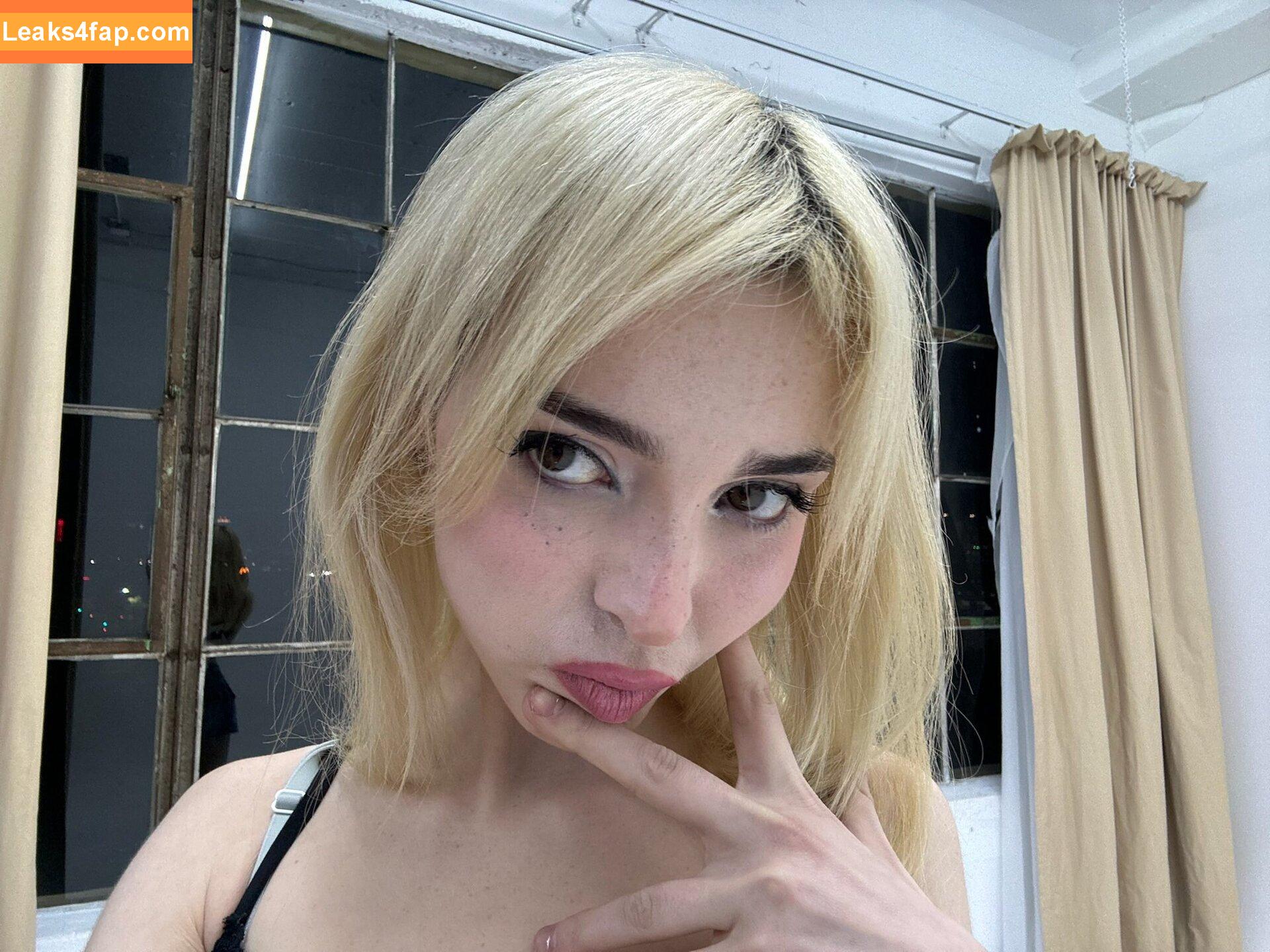 Sophie Powers / https: / sophiep0wers leaked photo photo #0168