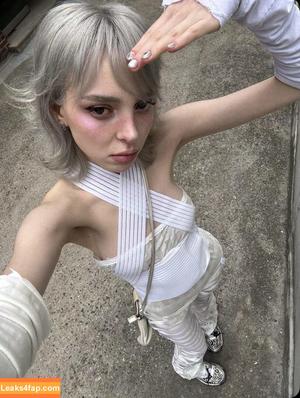 Sophie Powers photo #0078