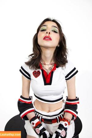 Sophie Powers photo #0088