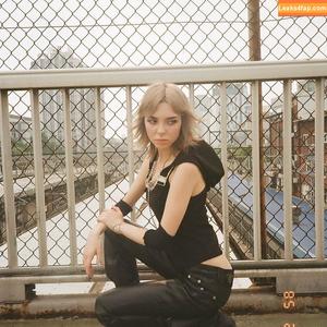 Sophie Powers photo #0106