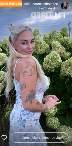 Sophie Riedemann photo #0388