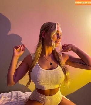 Sophie Riedemann фото #0498