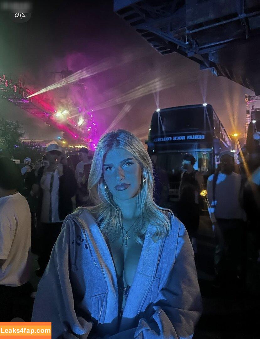 Sophie Schnur / sophie.schnr leaked photo photo #0426