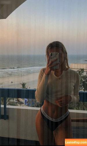 Sophie Schnur photo #0064