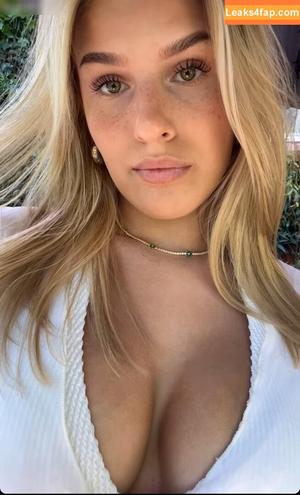Sophie Schnur photo #0105
