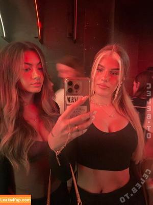 Sophie Schnur photo #0443