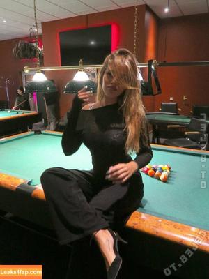 Sophie Schnur photo #0451