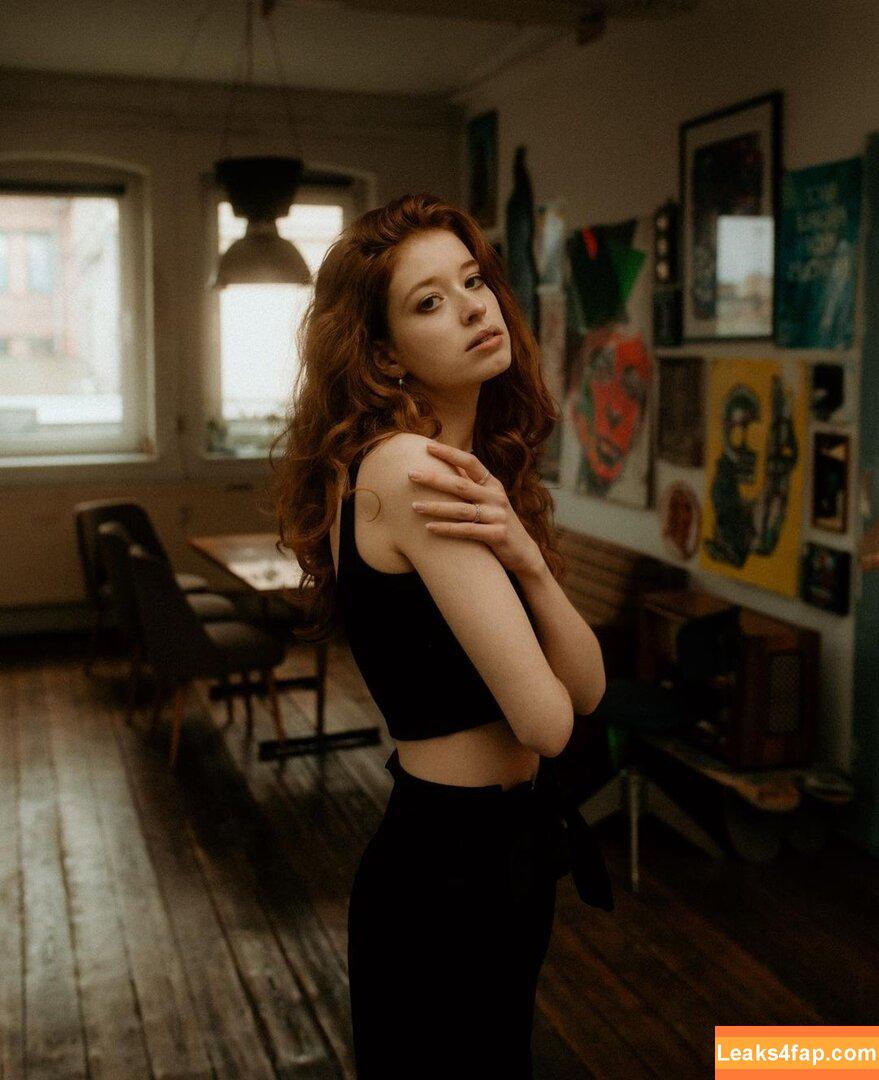 Sophie.srm leaked photo photo #0208
