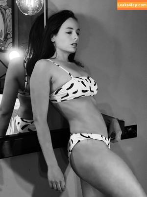 Sophie Stage photo #0076