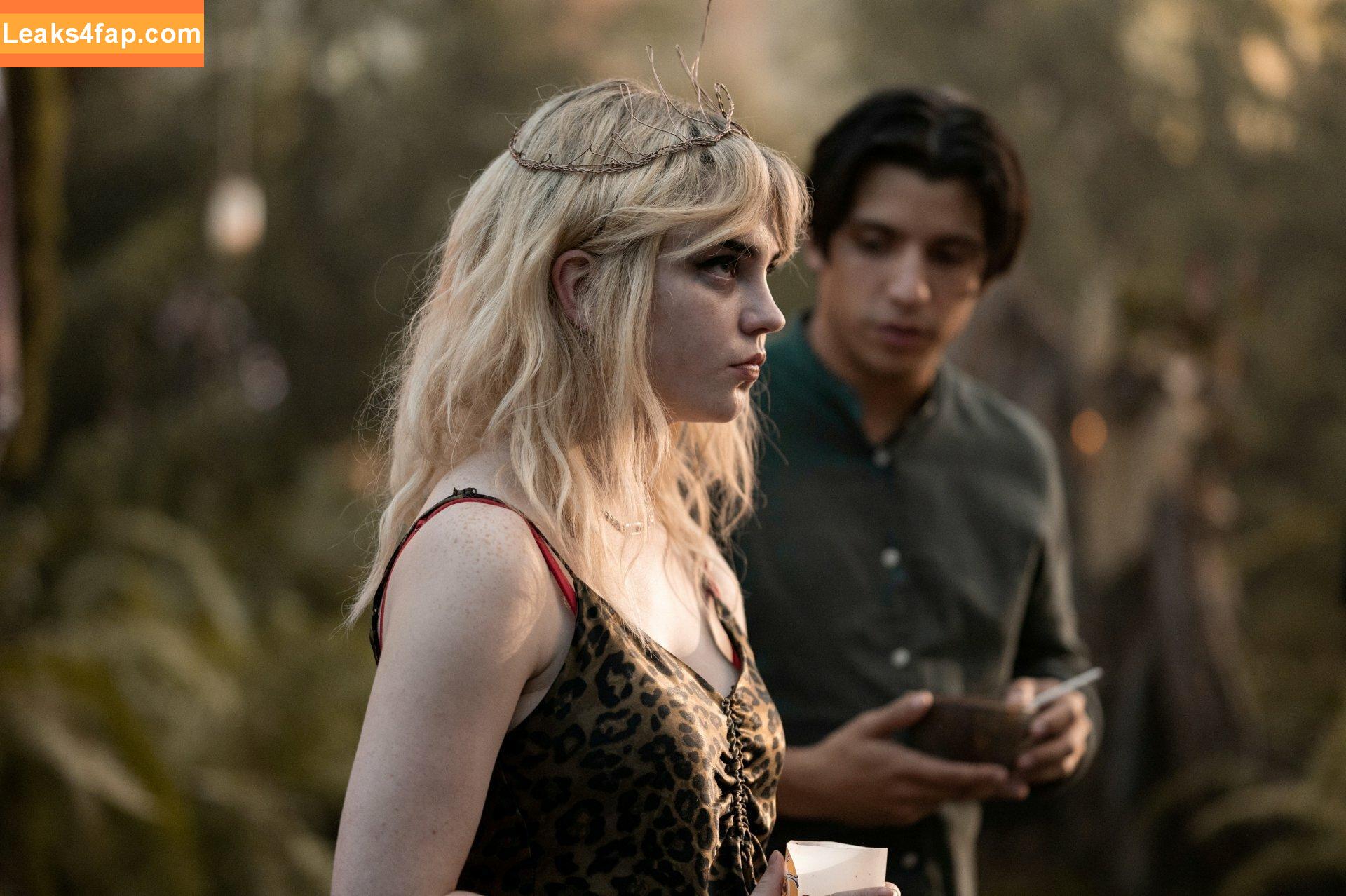 Sophie Thatcher / soapy.t слитое фото фото #0004