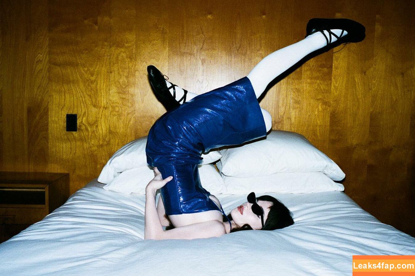 Sophie Thatcher / soapy.t слитое фото фото #0021