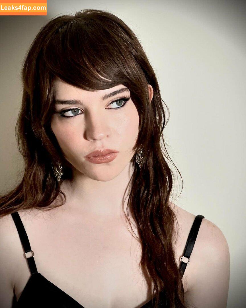 Sophie Thatcher / soapy.t leaked photo photo #0069