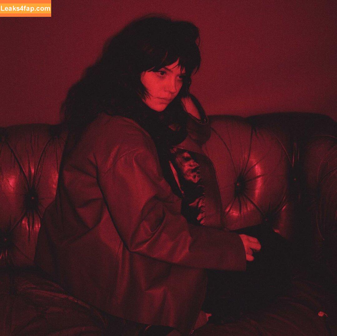 Sophie Thatcher / soapy.t leaked photo photo #0223