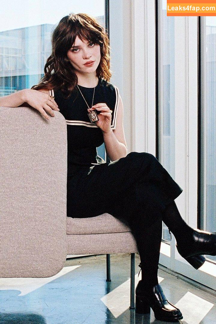 Sophie Thatcher / soapy.t leaked photo photo #0306