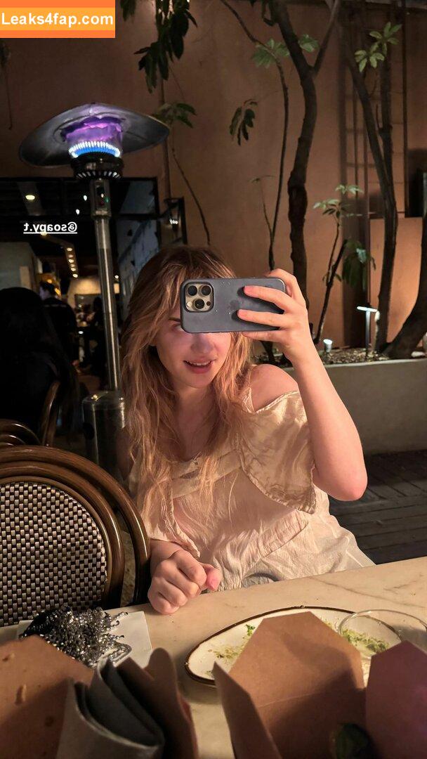 Sophie Thatcher / soapy.t leaked photo photo #0339