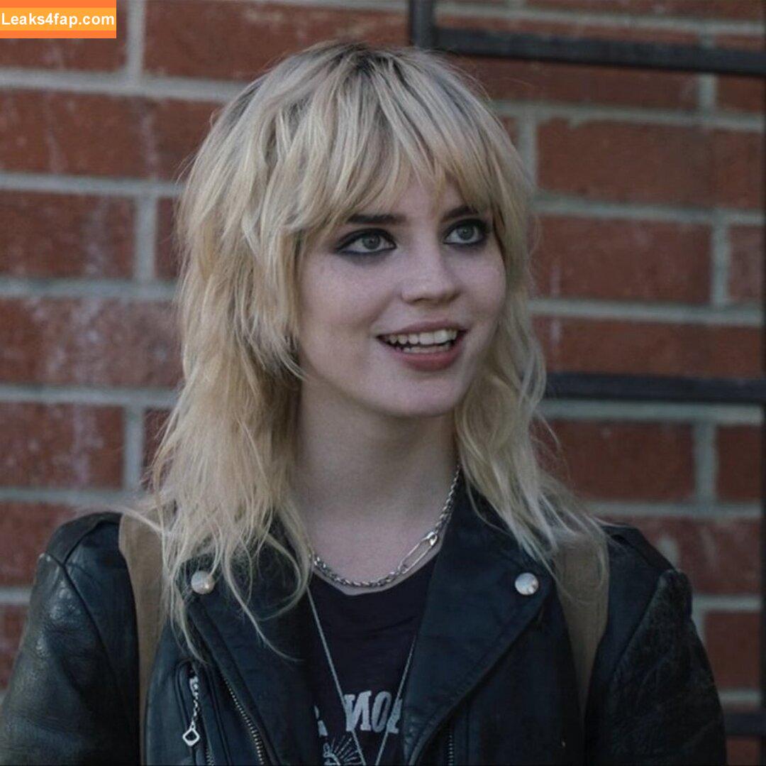 Sophie Thatcher / soapy.t leaked photo photo #0342