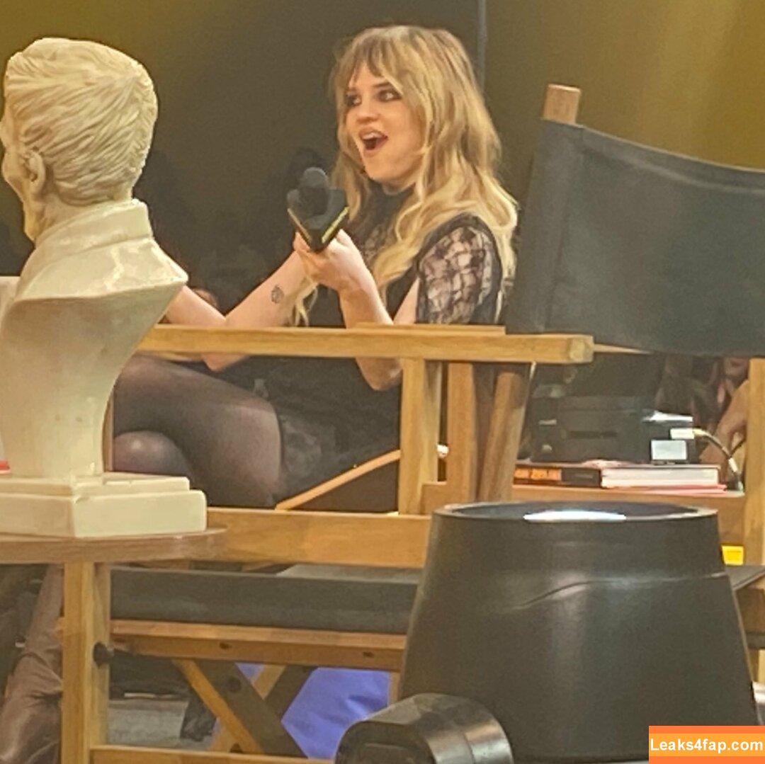 Sophie Thatcher / soapy.t leaked photo photo #0357