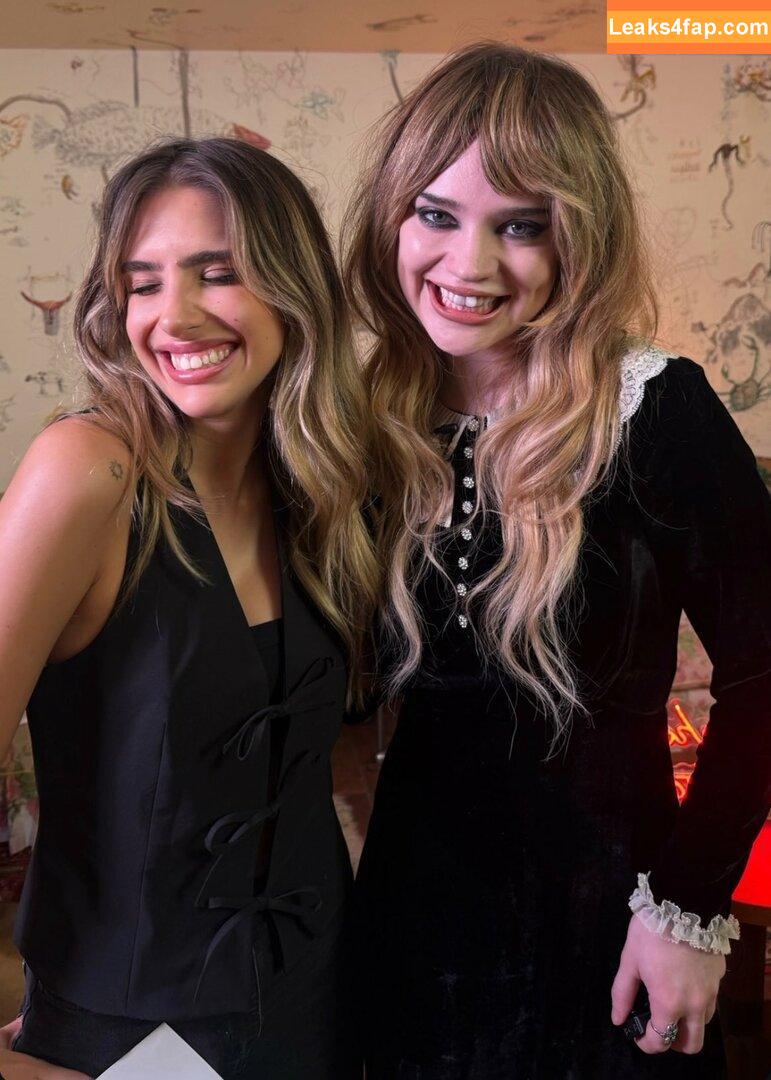 Sophie Thatcher / soapy.t leaked photo photo #0364