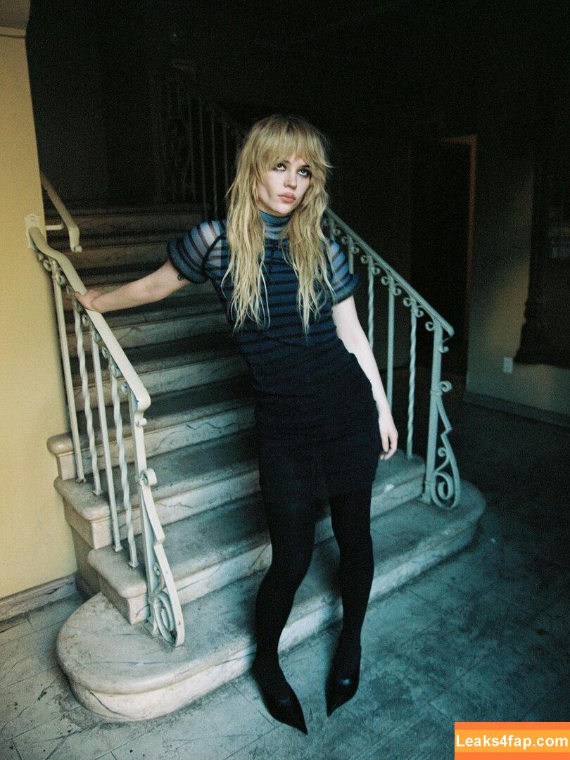Sophie Thatcher / soapy.t leaked photo photo #0691