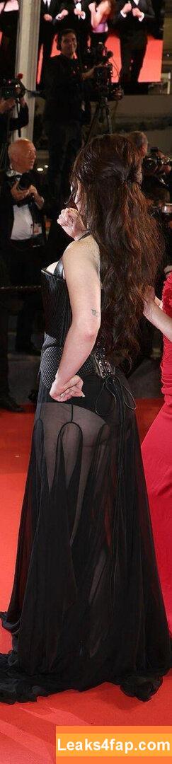 Sophie Thatcher Onlyfans leaks