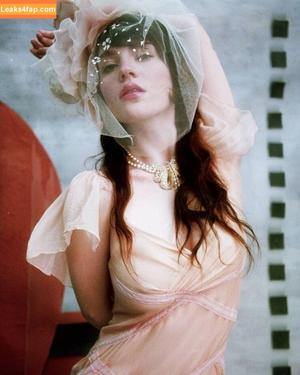 Sophie Thatcher photo #0117