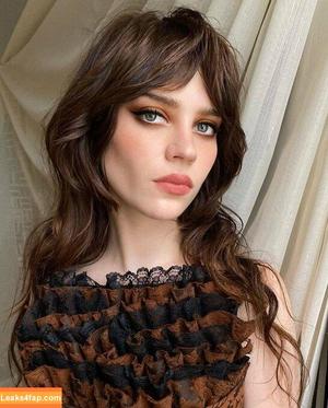 Sophie Thatcher photo #0168