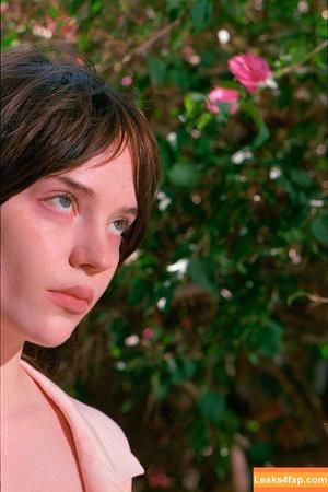 Sophie Thatcher photo #0203