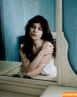 Sophie Thatcher photo #0226