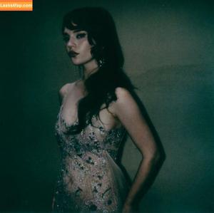 Sophie Thatcher photo #0241