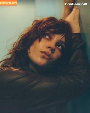 Sophie Thatcher photo #0273