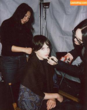 Sophie Thatcher photo #0279